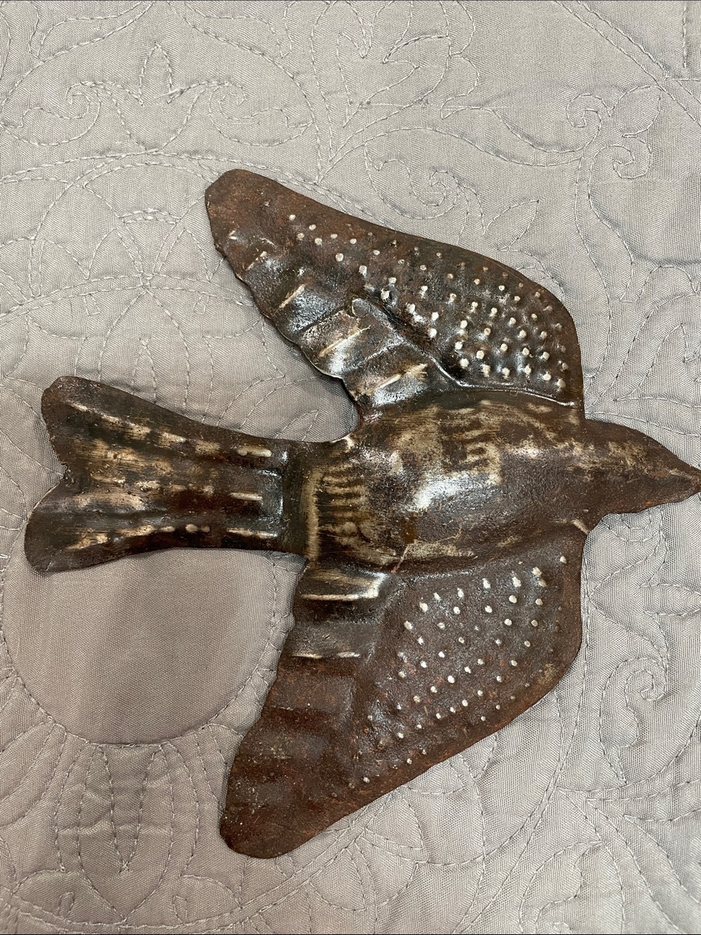 Metal bird wall decor